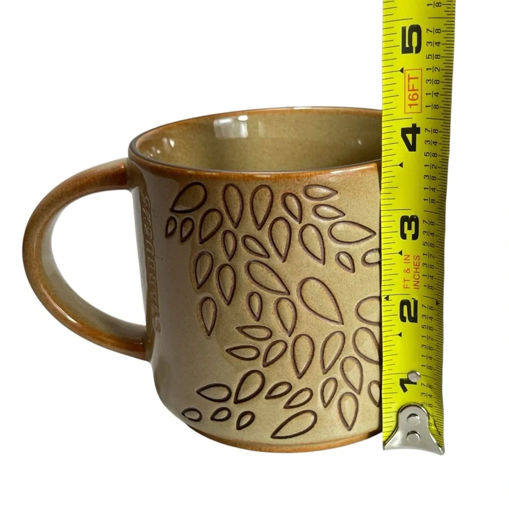 Starbucks Mug 14 oz Ceramic Leaf Pattern Tan‎ Brown Coffee Cup 2013 Fall Autumn